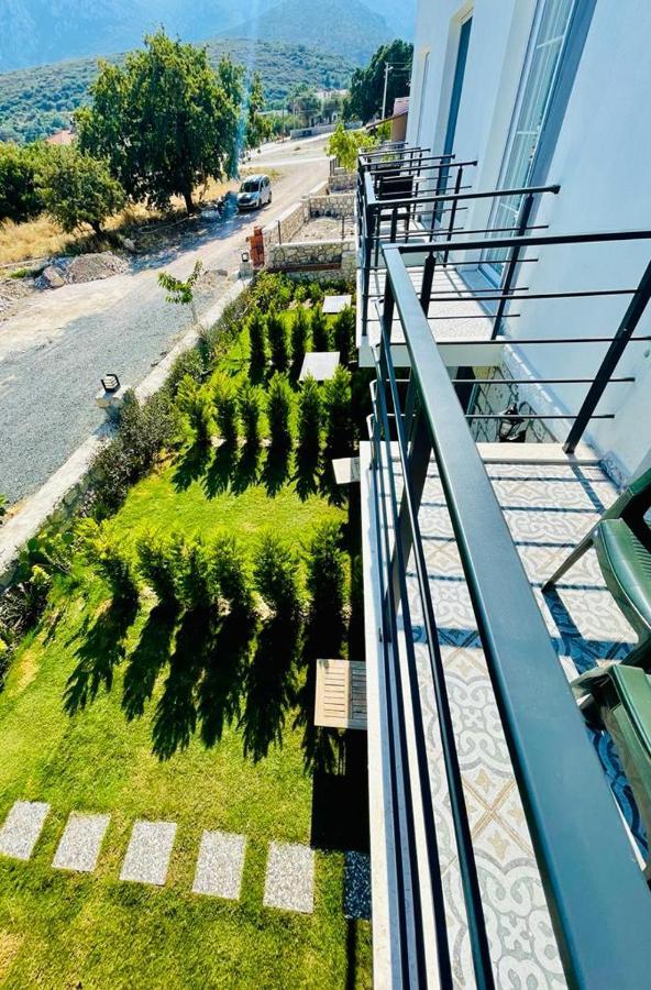 Merlin Apart Otel Karaburun  Exteriér fotografie